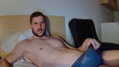 milkhotcam23  21-06-2022